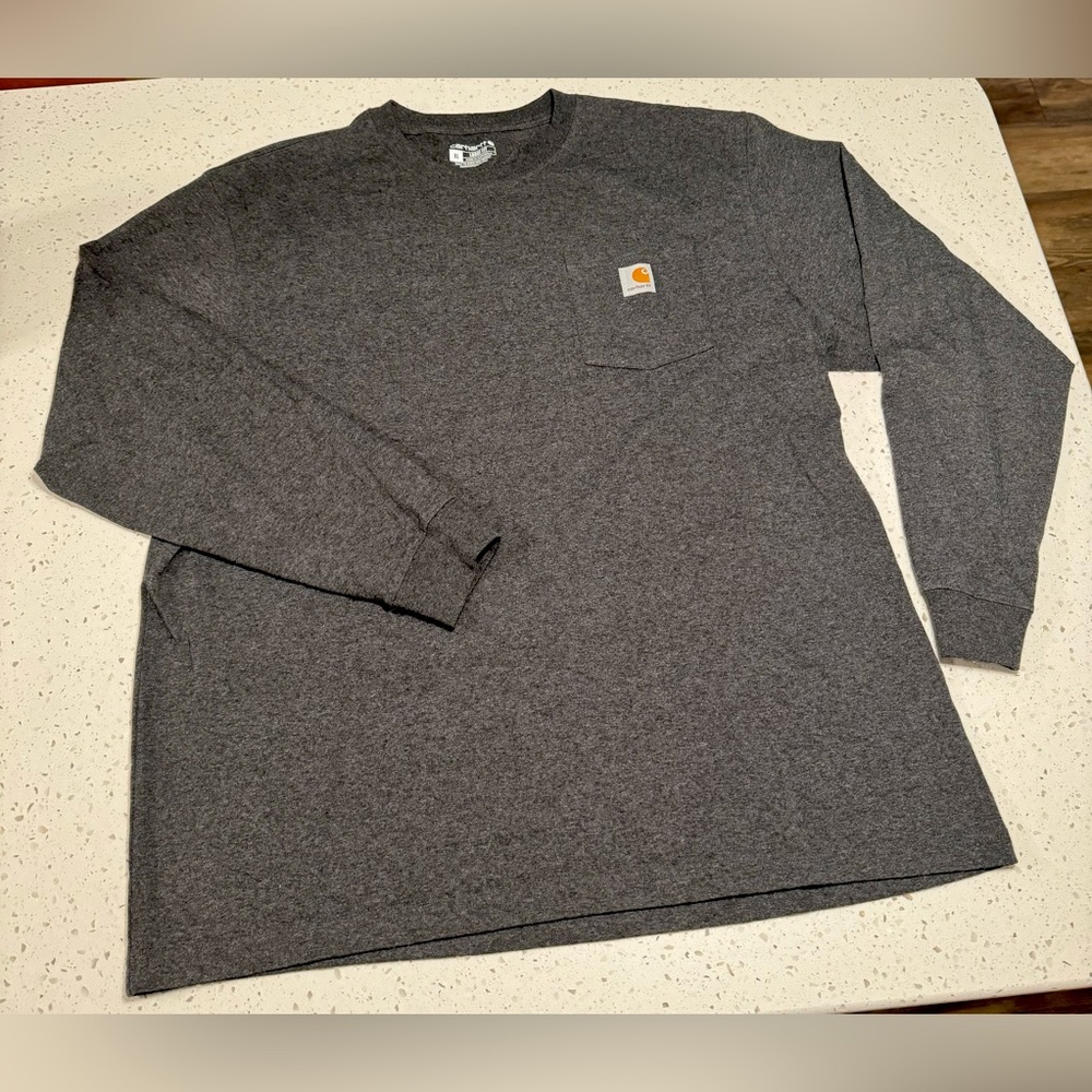 Dark Grey Men’s Long Sleeve Carhartt Shirt with Pocket for Casual or Work Wear